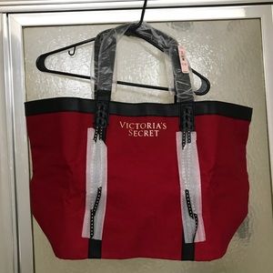 NWT Victoria’s Secret Tote